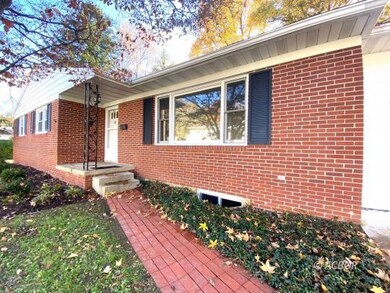 Front of  house entry