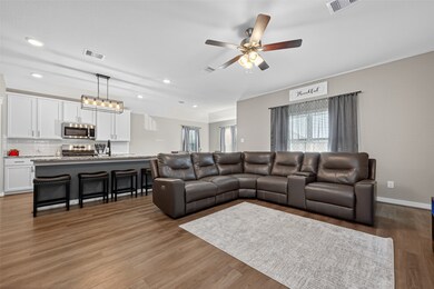 30301 Kingston Heath Dr, Cleveland, TX 77327 - photo 6