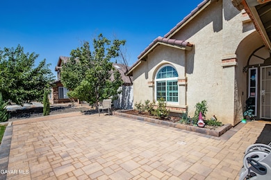 5767 E Avenue r11, Palmdale, CA 93552 - photo 3