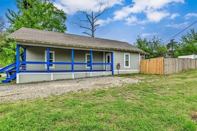 903 W Ford St, Denison, TX 75020 - photo 4