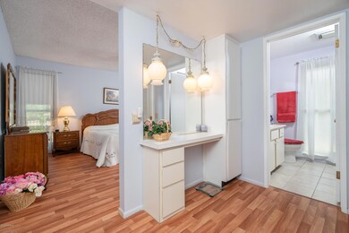 Master Bedroom & Bath