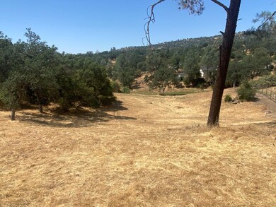 17 Titan Way, Yosemite Lakes, CA 93614 - photo 4