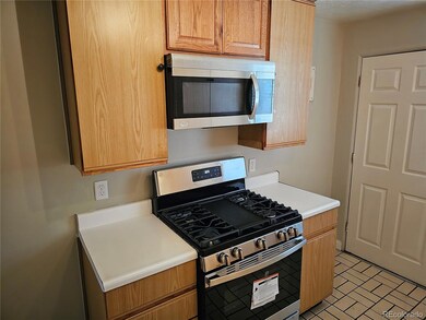 1544 Beeler St unit 8, Aurora, CO 80010 - photo 4