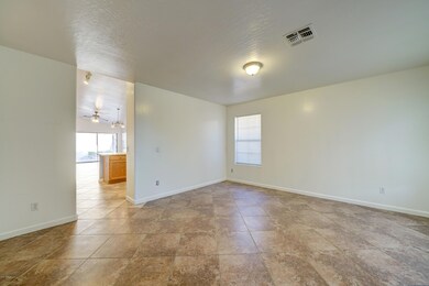 2310 E 36th Ave-8