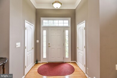 13624 Flying Squirrel Dr, Herndon, VA 20171 - photo 3