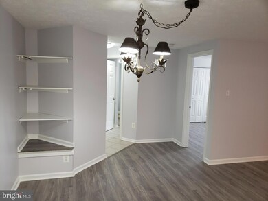 18700 Caledonia Ct unit A, Germantown, MD 20874 - photo 5