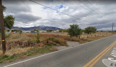View of road featuring a mountain view