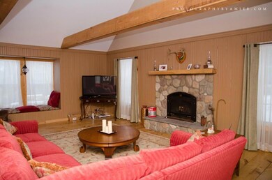 20'x23' Great room offers cathedral...