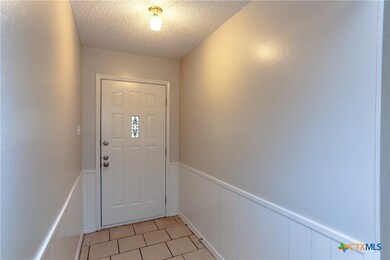 209 E Hogan Dr, Copperas Cove, TX 76522 - photo 5