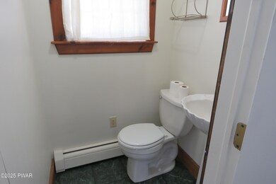 208 Eade Ave, Hawley, PA 18428 - photo 5