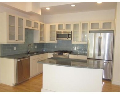72 Hamilton St unit 8, Cambridge, MA 02139 - photo 2