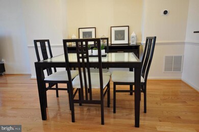 23459 Arora Hills Dr, Clarksburg, MD 20871 - photo 3