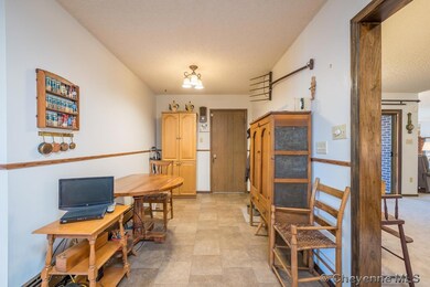 3208 Bevans St, Cheyenne, WY 82001 - photo 7