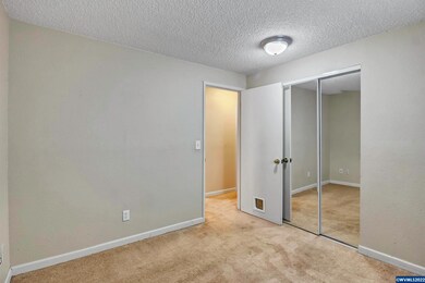 2079 Shiloh St SE, Salem, OR 97306 - photo 6