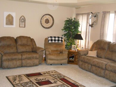 413 Echo Valley Cir, Reeds Spring, MO 65737 - photo 6