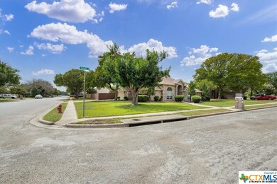 801 Matthew Cir, Copperas Cove, TX 76522 - photo 2