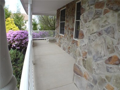 5300 Woodcock Cir, Coopersburg, PA 18036 - photo 4