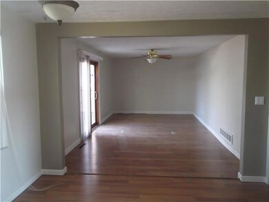 1712 Parkgate Rd, Columbus, OH 43229 - photo 5