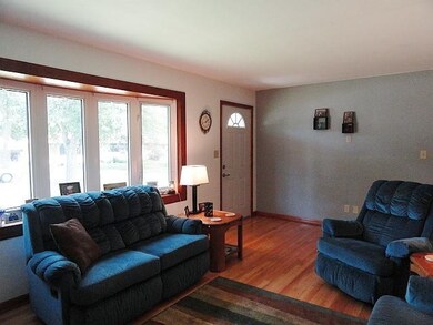 9012 Pettit Dr, Highland, IN 46322 - photo 7