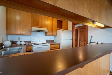 417 SW 6th St, Newport