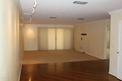 4300 Lakeside Dr unit 3, Jacksonville, FL 32210 - photo 6