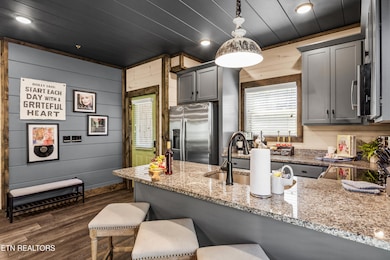 2013 Myrtle Way, Pigeon Forge, TN 37863 - photo 5