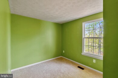 9424 Woodsong Ct, Laurel, MD 20723 - photo 3