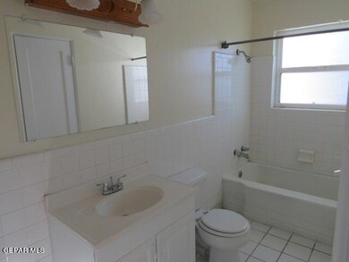 8033 Carpenter Dr, El Paso, TX 79915 - photo 5