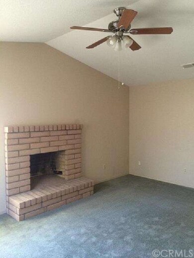 Front Unit - Living Room with Vaulted Ceilings