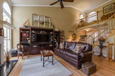 276 N Water St, Batavia, IL 60510 - photo 2