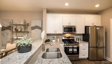 1017 Vanderbergh unit 1017, Monroe Township, NJ 08831 - photo 4