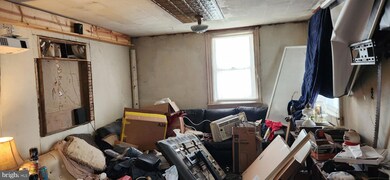 21 Baltimore St, Spring Grove, PA 17362 - photo 3