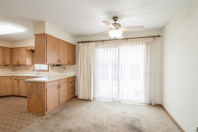 3312 Iris Ave NW, Cedar Rapids, IA 52405 - photo 6