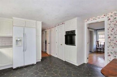 88 Kendall Rd, Boxborough, MA 01719 - photo 4