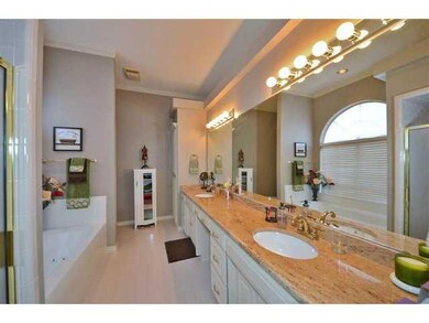 Master Bath/Spa.