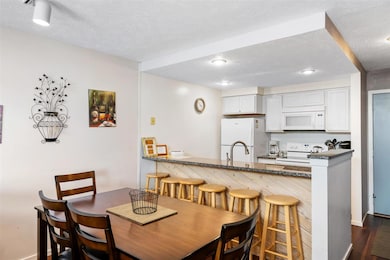 4749 S Pleasantview Rd unit 64, Harbor Springs, MI 49740 - photo 5