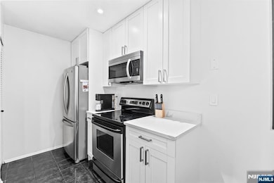 800 River Rd unit 301, Edgewater, NJ 07020 - photo 7
