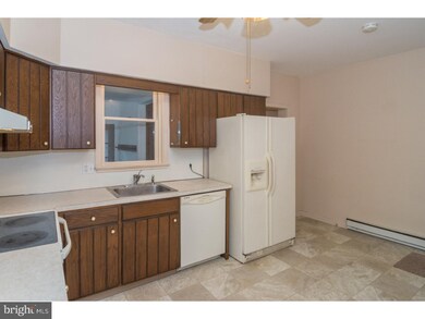 2 S 8th St, Perkasie, PA 18944 - photo 6