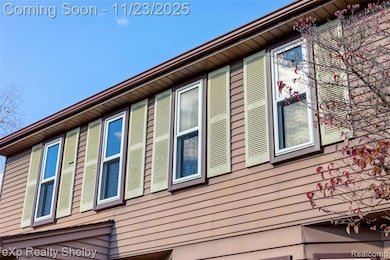 2849 Elmcrest Rd, Sterling Heights, MI 48310 - photo 2