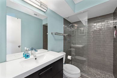 2705 Rutland St unit E, Houston, TX 77008 - photo 4