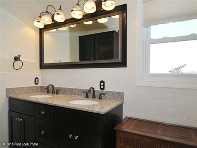 16 Lowell St, Tiverton, RI 02878 - photo 7