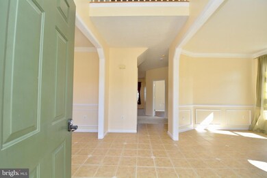 10288 Warfield St, White Plains, MD 20695 - photo 3