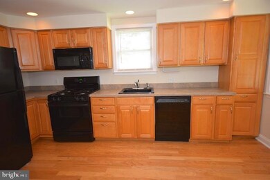 1073 Tremont Dr, Glenolden, PA 19036 - photo 7