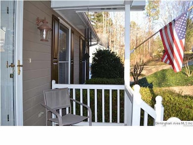 Sweet Home Alabama!  From the white pickets to the