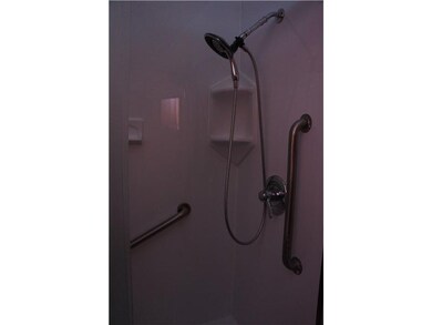 623 S 9th Ave, Beech Grove, IN 46107 - photo 5