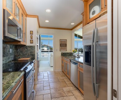 Open Kitchen