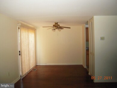 580 Glen Ct unit 36A, Glen Burnie, MD 21061 - photo 5