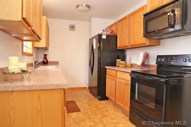 4912 Rawlins St, Cheyenne, WY 82001 - photo 6