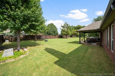 20433 E 49th St S, Broken Arrow, OK 74014 - photo 6