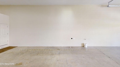 172 Hawthorn Loop, Crossville, TN 38555 - photo 5